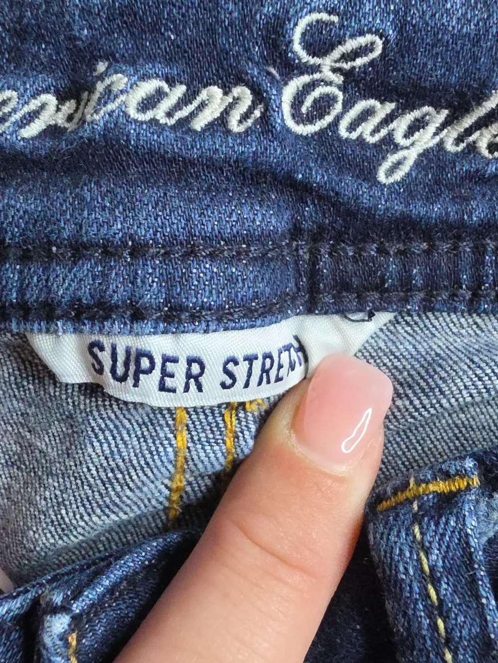 American Eagle Outfitters 14 waist